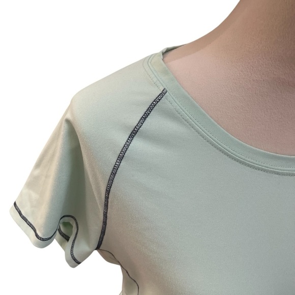 Alo Cool Fit XXL Women’s Light Green Short Sleeve Tee Navy Stitching - Picture 2 of 8